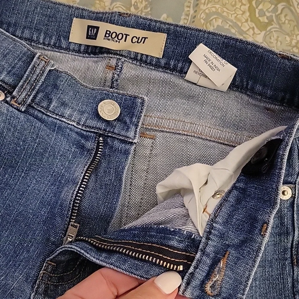 GAP VELVET FLORAL TRIM BOOTCUT JEANS